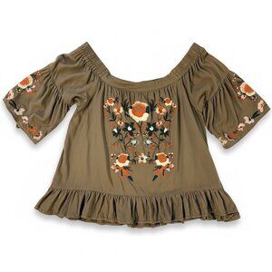 Umgee size Medium Women’s Green Floral Embroidered Boho Off Shoulder Peasant Top